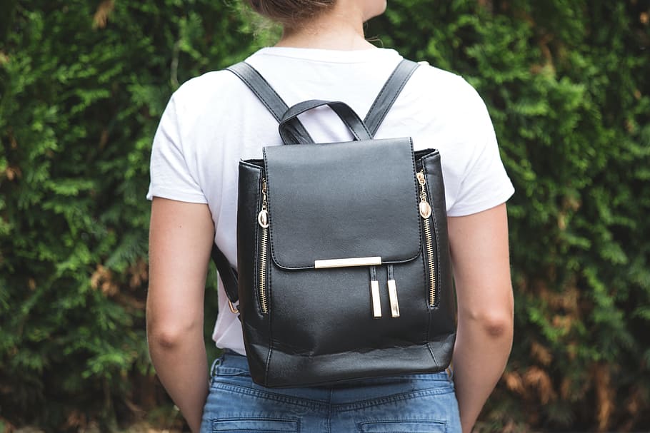 school-bag-backpack-handbag.jpg